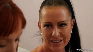 Mature Lesbienne Amis Ayant Des Rapports Sexuels Pour La Première Fois