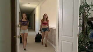 Lesbo saru xxx - seksi tumindak