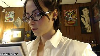 AdalynnX - Machafu Fisty Shule Msichana 2