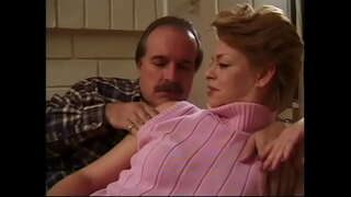 Hete rijpe Sharin Hout waait pik te dieper kut boren en klaarkomen op kont